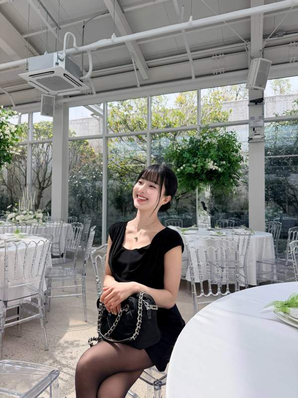 H 이미지 #1