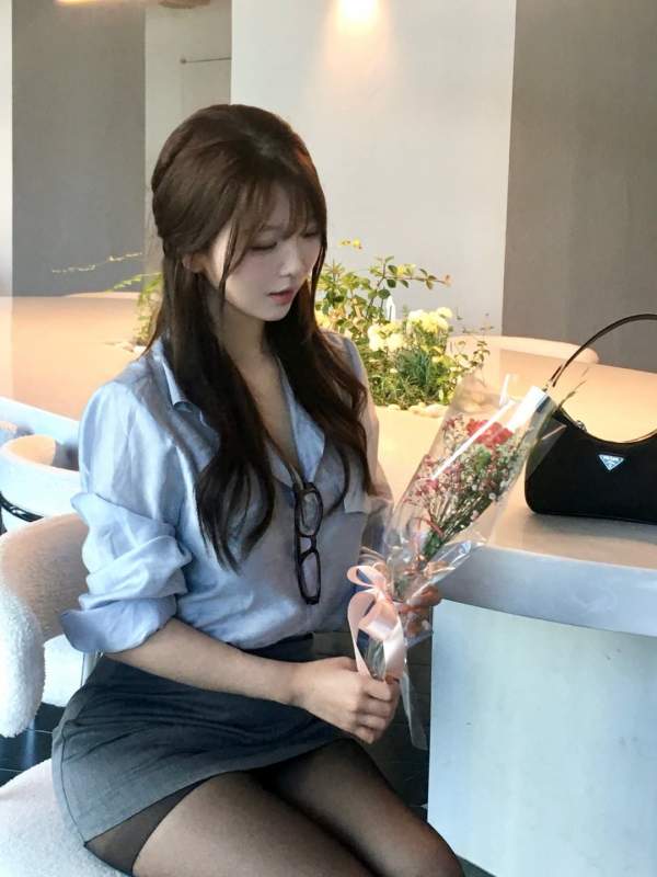 H 이미지 #1